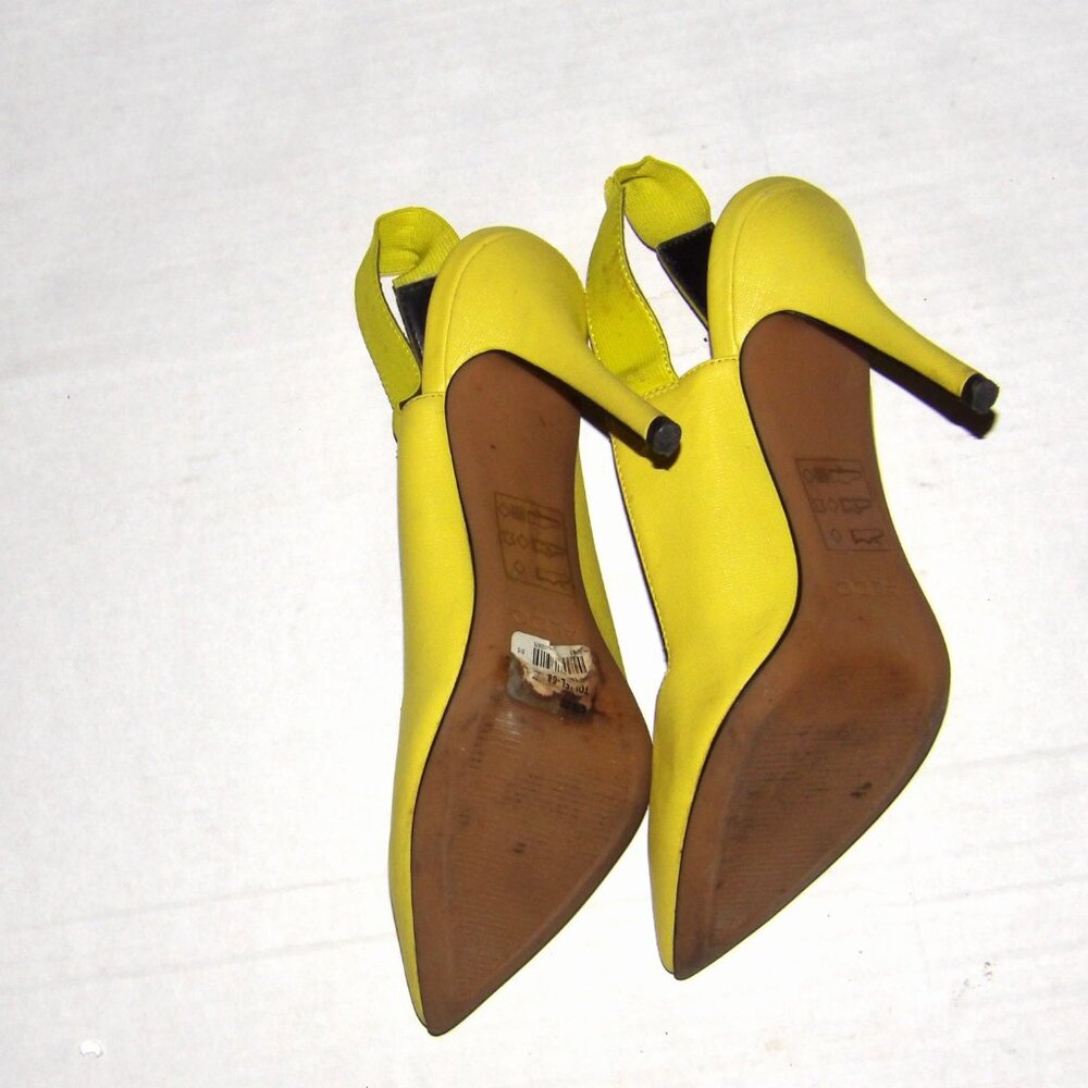 Aldo Size 7.5 Yellow 4" High Heel Shoes - Picture 6 of 6